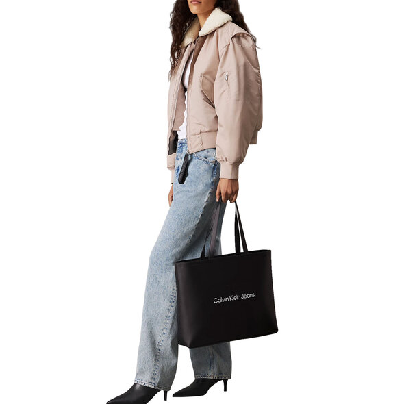 CALVIN KLEIN SLIM TOTE ΤΣΑΝΤΑ ΓΥΝΑΙΚEIA K60K612222-01R