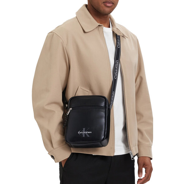 CALVIN KLEIN REPORTER ΤΣΑΝΤΑ ΑΝΔΡΙΚΗ LV04D3418G-UB1