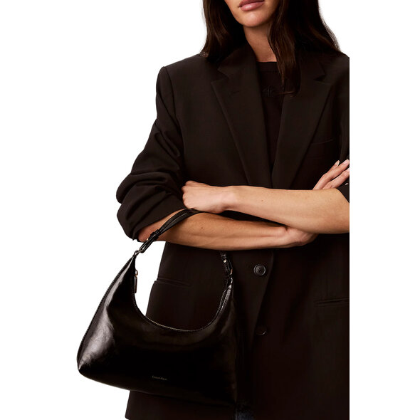 CALVIN KLEIN GLOSSY ΤΣΑΝΤΑ ΓΥΝΑΙΚΕΙΑ LV04F3737G-UB1