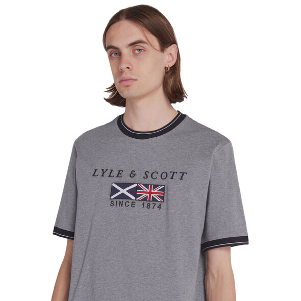 LYLE AND SCOTT FLAG EMBROIDERED TIPPED T-SHIRT ΑΝΔΡIKO TS1342V-T28
