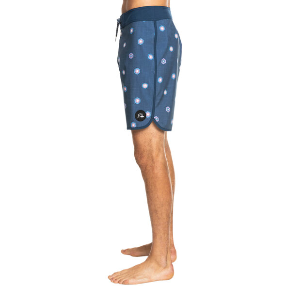 QUIKSILVER 'SCALLOP' 19'' ΜΑΓΙΩ ΑΝΔΡIKO EQYBS04654-BSN6