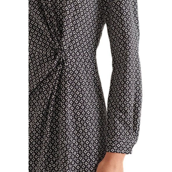 SUPERDRY ECOVERO TWIST ΦΟΡΕΜΑ ΓΥΝΑΙΚEIO W8010768A-BD4