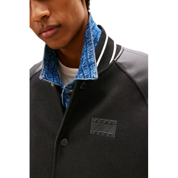 TOMMY HILFIGER TJM FLAG VARSITY ΜΠΟΥΦΑΝ ΑΝΔΡΙΚΟ DM0DM22439-BDS